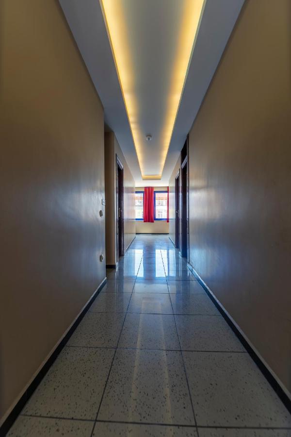 Otel Uemit Isztambul Kültér fotó